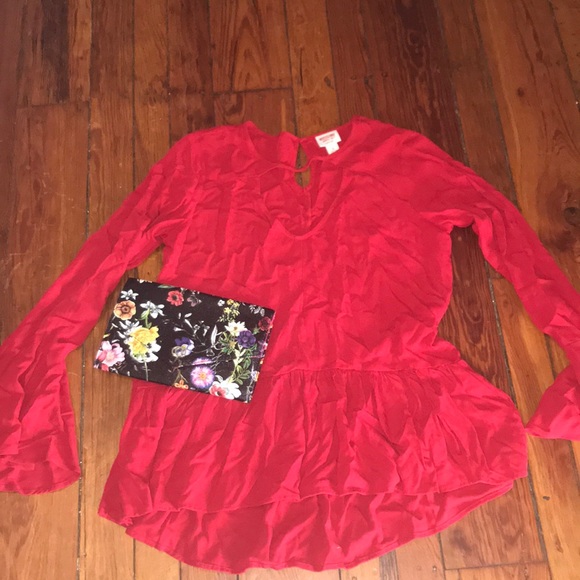 Mossimo Red Canyon Bell Sleeve Top - Picture 2 of 5